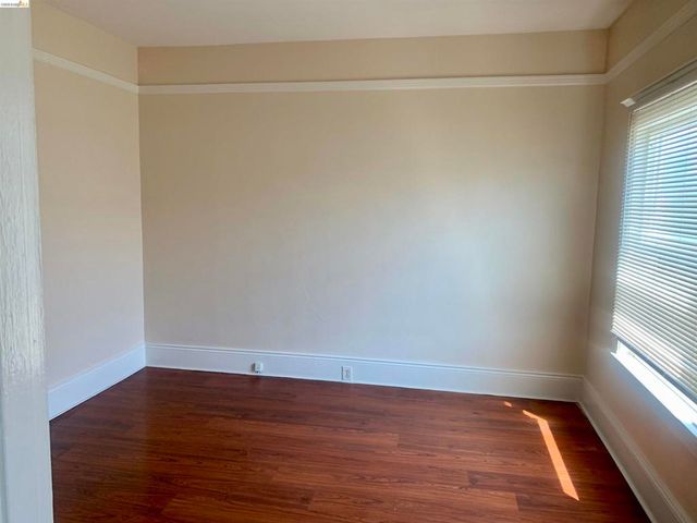 1028 61St St, Oakland, CA 94608