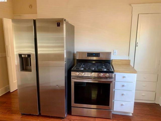 1028 61St St, Oakland, CA 94608