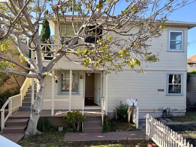 1028 61St St, Oakland, CA 94608
