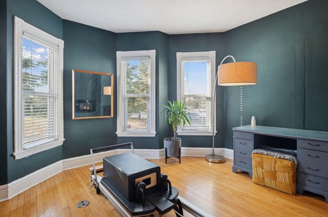 613 Harrison Street NE, Minneapolis, MN 55413