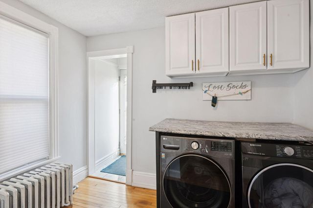 613 Harrison Street NE, Minneapolis, MN 55413