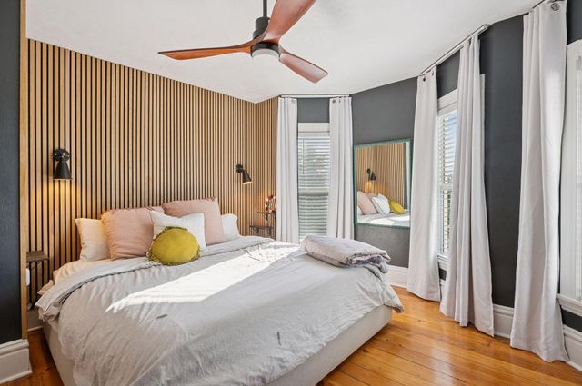 613 Harrison Street NE, Minneapolis, MN 55413