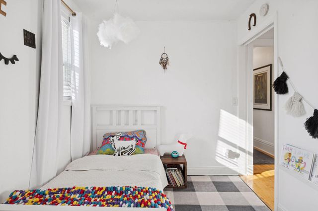 613 Harrison Street NE, Minneapolis, MN 55413