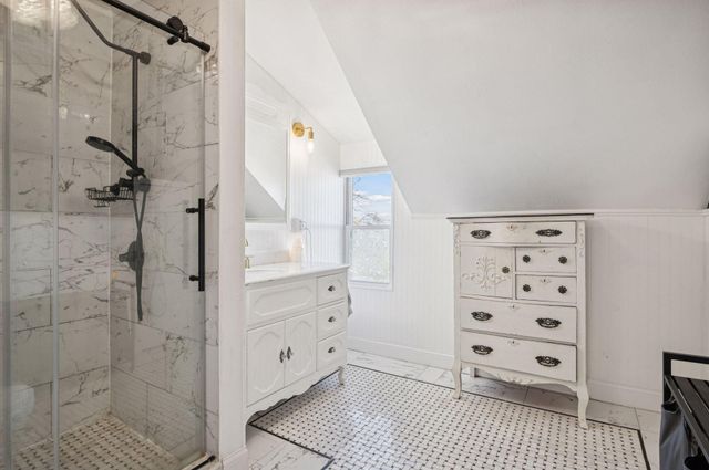 613 Harrison Street NE, Minneapolis, MN 55413