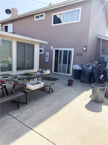 3560 San Simeon Avenue, Oxnard, CA 93033