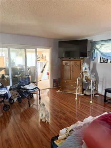 3560 San Simeon Avenue, Oxnard, CA 93033