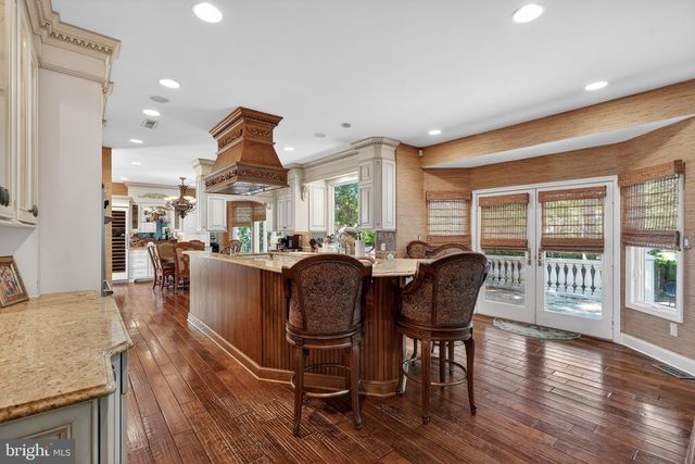 7 CAMEO CT, Cherry Hill, NJ 08003