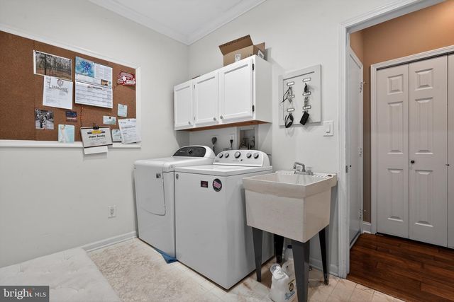 7 CAMEO CT, Cherry Hill, NJ 08003