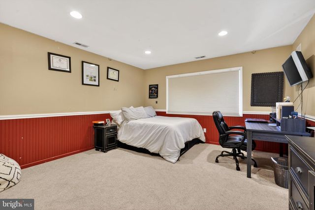 7 CAMEO CT, Cherry Hill, NJ 08003