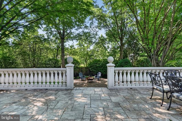 7 CAMEO CT, Cherry Hill, NJ 08003