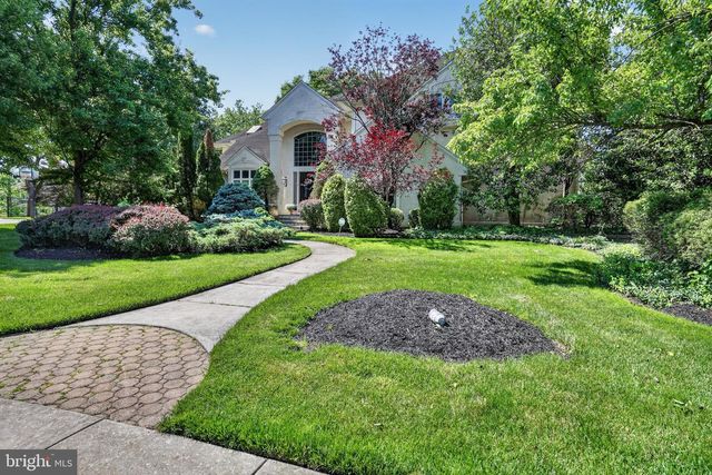 7 CAMEO CT, Cherry Hill, NJ 08003