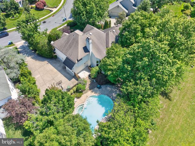 7 CAMEO CT, Cherry Hill, NJ 08003