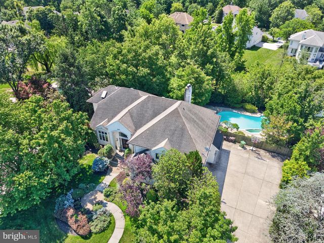 7 CAMEO CT, Cherry Hill, NJ 08003