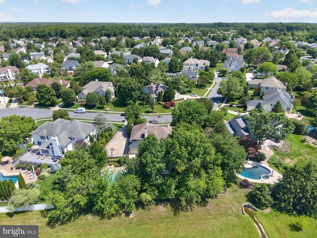 7 CAMEO CT, Cherry Hill, NJ 08003