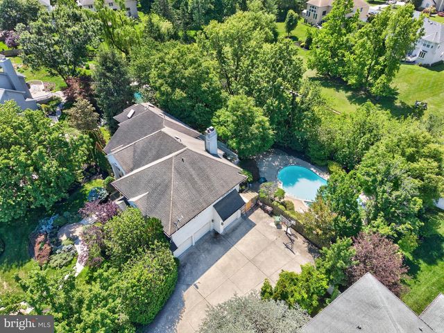 7 CAMEO CT, Cherry Hill, NJ 08003