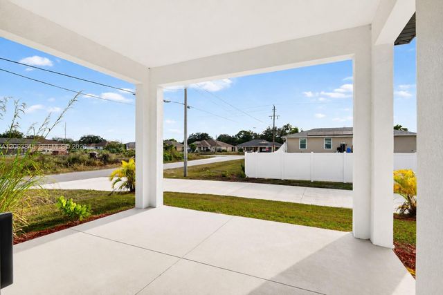 2513 69th, Lehigh Acres, FL 33971