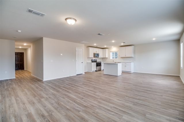 337 Glenwick Lane, Van Alstyne, TX 75495