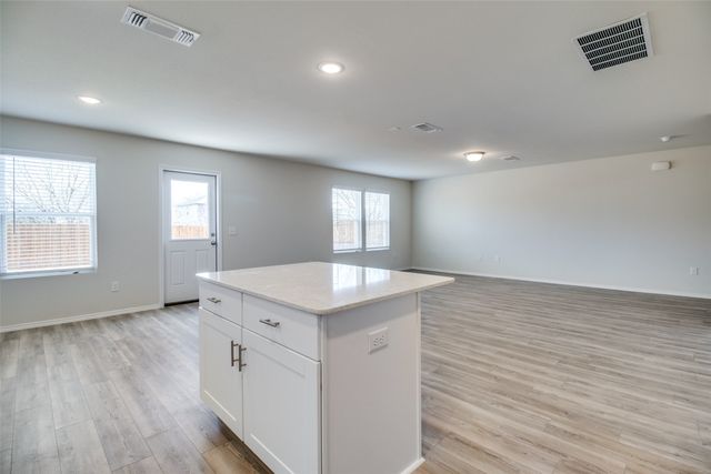 337 Glenwick Lane, Van Alstyne, TX 75495