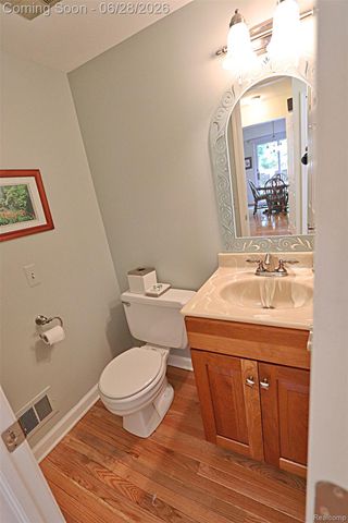 9391 Mayflower Court, Plymouth Charter Township, MI 48170