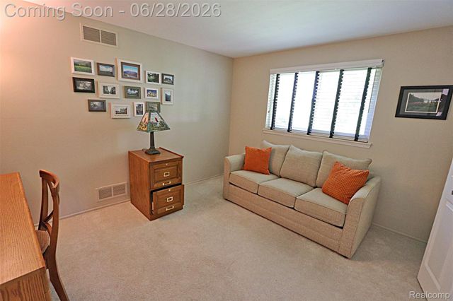 9391 Mayflower Court, Plymouth Charter Township, MI 48170
