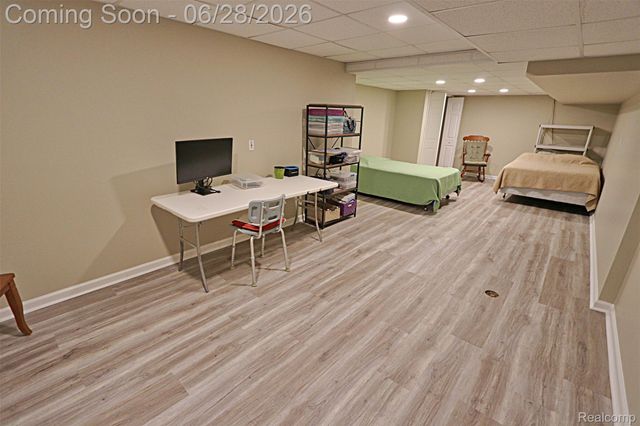 9391 Mayflower Court, Plymouth Charter Township, MI 48170