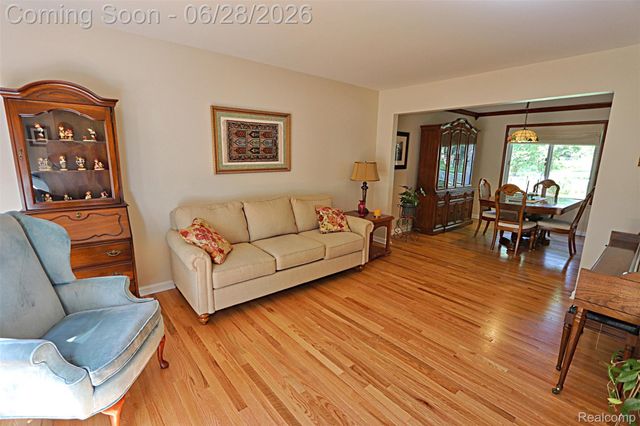 9391 Mayflower Court, Plymouth Charter Township, MI 48170