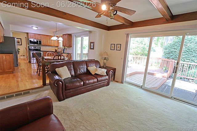 9391 Mayflower Court, Plymouth Charter Township, MI 48170