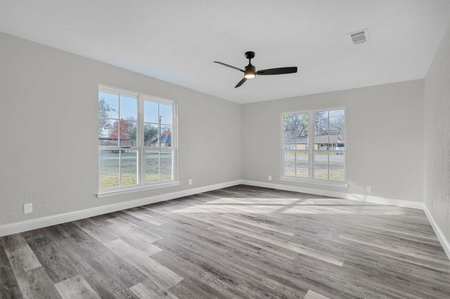 102 William Street, Pottsboro, TX 75076