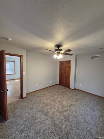 136 E Victoria Street, South Bend, IN 46614