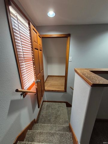 136 E Victoria Street, South Bend, IN 46614