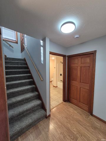 136 E Victoria Street, South Bend, IN 46614