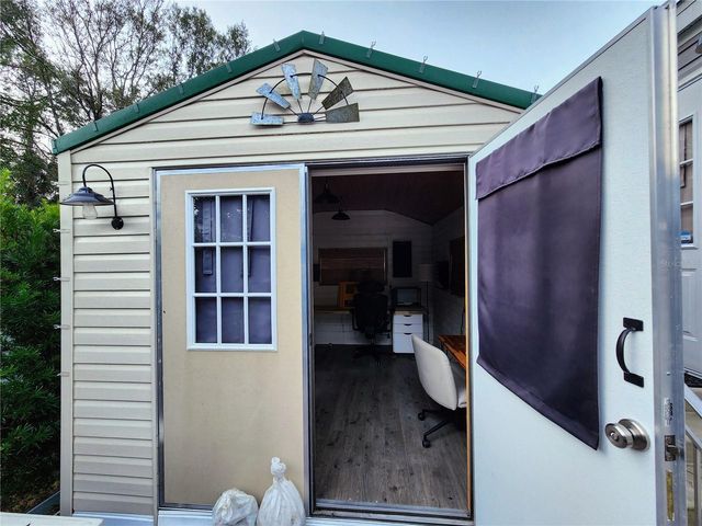 16540 SUNSHINE AVENUE, Clermont, FL 34714