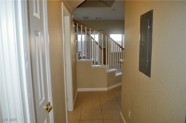 2348 Yellowstone Creek Drive 102, Las Vegas, NV 89183