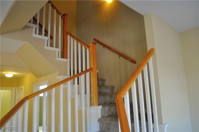 2348 Yellowstone Creek Drive 102, Las Vegas, NV 89183