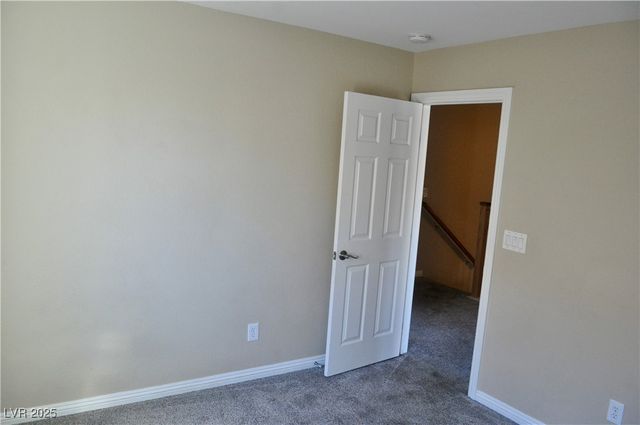 2348 Yellowstone Creek Drive 102, Las Vegas, NV 89183