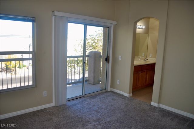 2348 Yellowstone Creek Drive 102, Las Vegas, NV 89183