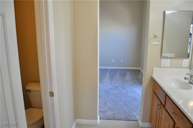 2348 Yellowstone Creek Drive 102, Las Vegas, NV 89183