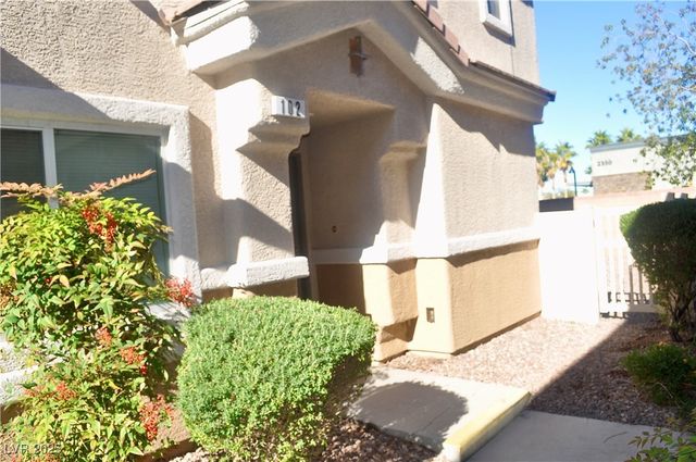 2348 Yellowstone Creek Drive 102, Las Vegas, NV 89183