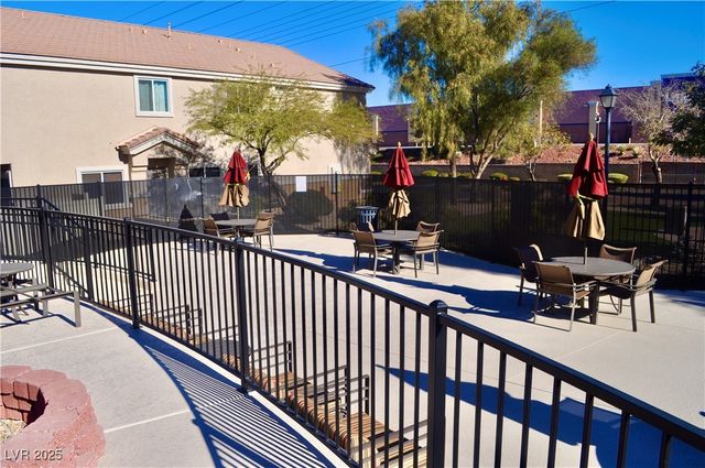 2348 Yellowstone Creek Drive 102, Las Vegas, NV 89183