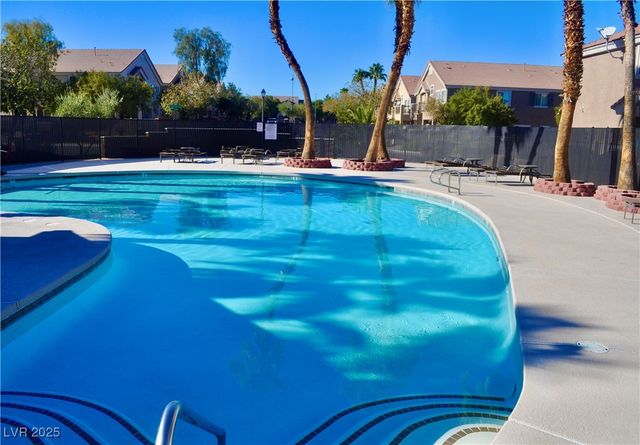 2348 Yellowstone Creek Drive 102, Las Vegas, NV 89183