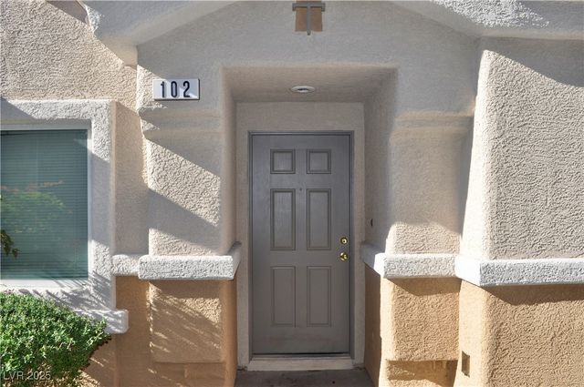 2348 Yellowstone Creek Drive 102, Las Vegas, NV 89183