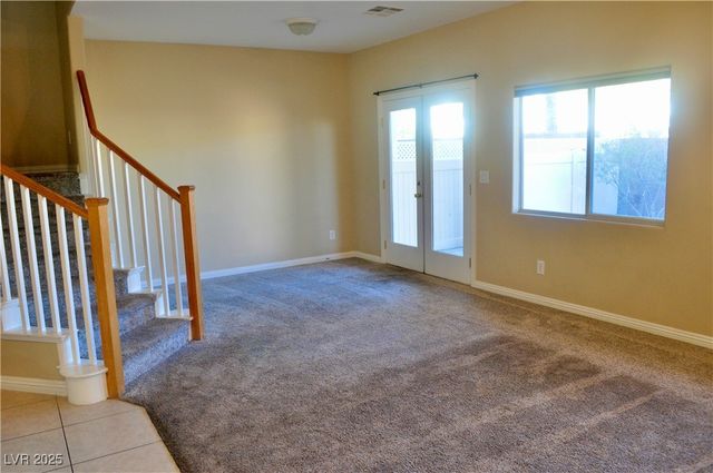 2348 Yellowstone Creek Drive 102, Las Vegas, NV 89183