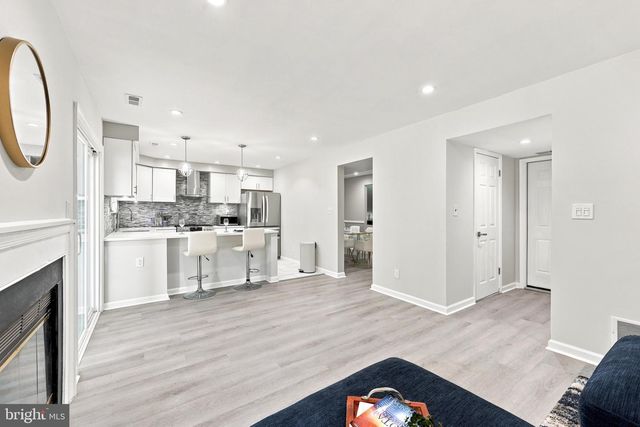 56 WOODMILL DR, Clementon, NJ 08021