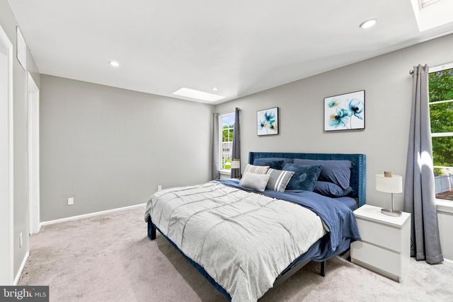 56 WOODMILL DR, Clementon, NJ 08021