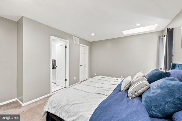 56 WOODMILL DR, Clementon, NJ 08021