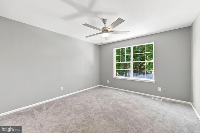56 WOODMILL DR, Clementon, NJ 08021