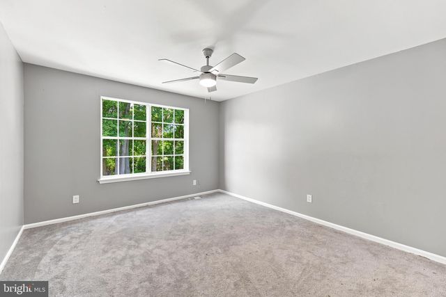 56 WOODMILL DR, Clementon, NJ 08021