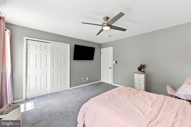 56 WOODMILL DR, Clementon, NJ 08021