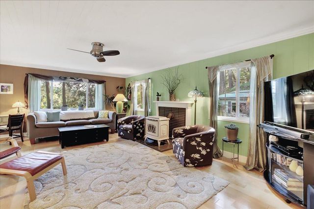 13784 Greenhorn Rd, Grass Valley, CA 95945