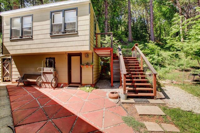 13784 Greenhorn Rd, Grass Valley, CA 95945